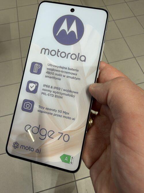 Motorola Edge 70 Pantone