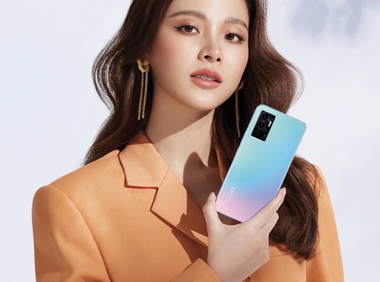 Premiera światowego średniaka: Snapdragon 695, aparat 64 MP (OIS), 5000 mAh, IP54 i 8 GB RAM - 