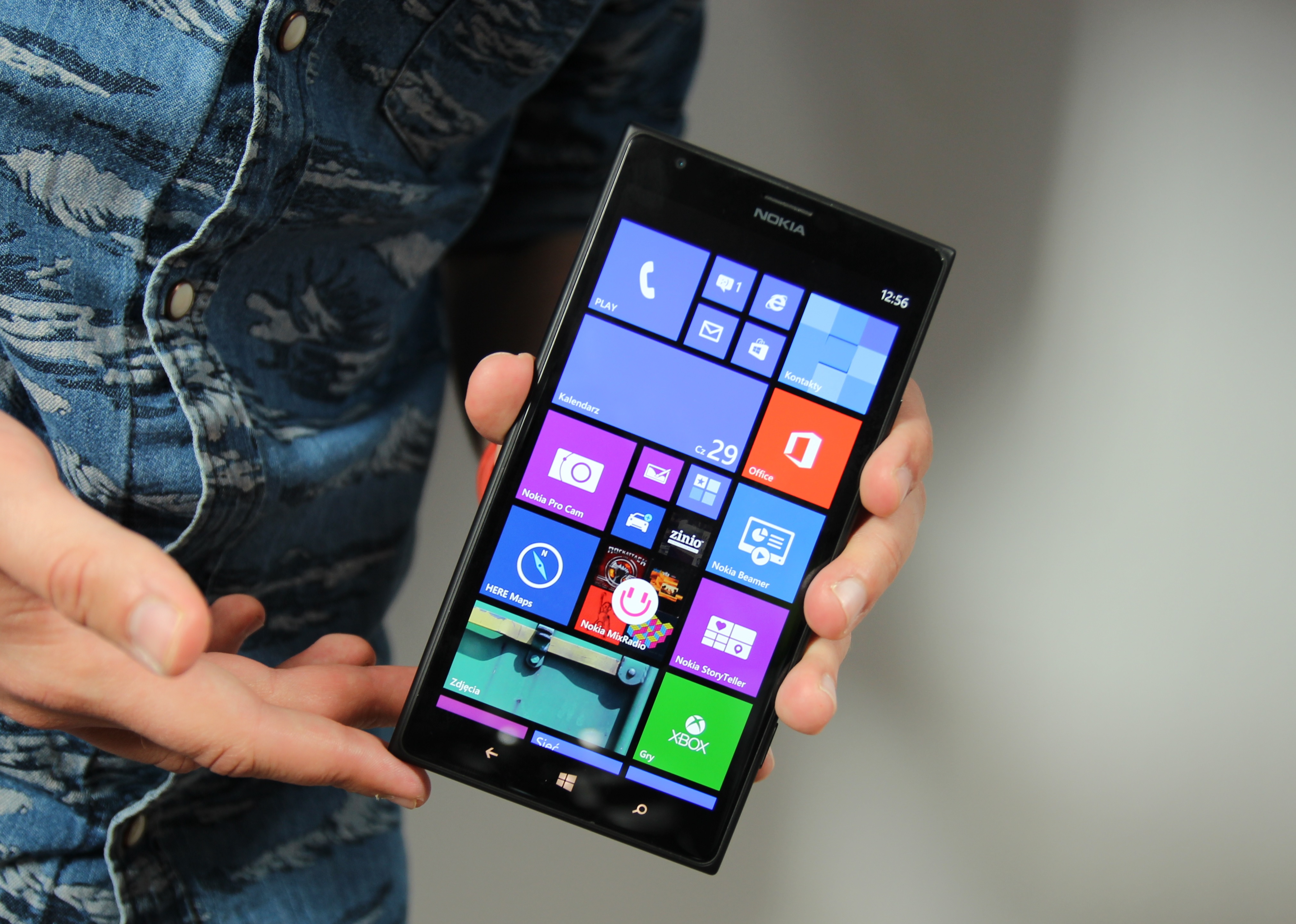 Phablet Nokia Lumia 1520 to nie tylko 6-calowy ekran pracujący w rozdzielcz...